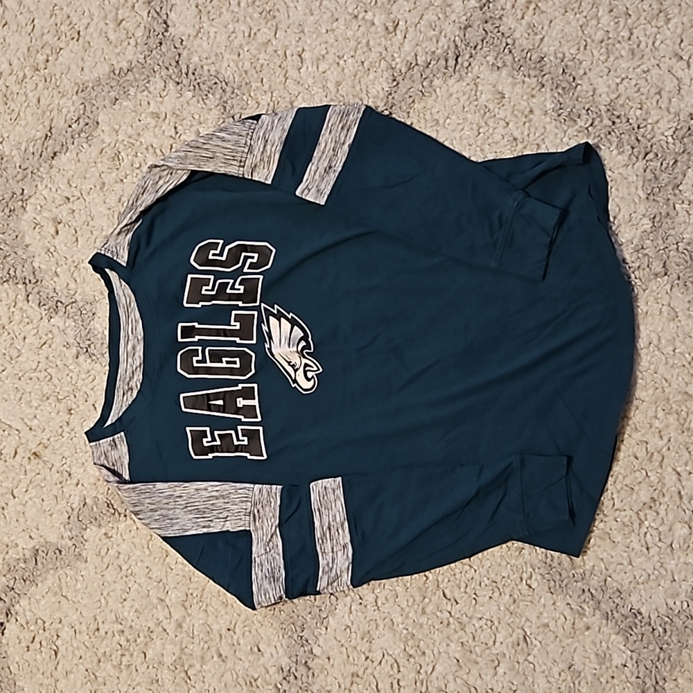 Philadelphia eagles women's shirt, Size M